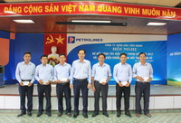 Petrolimex luôn là niềm tin yêu của khách hàng