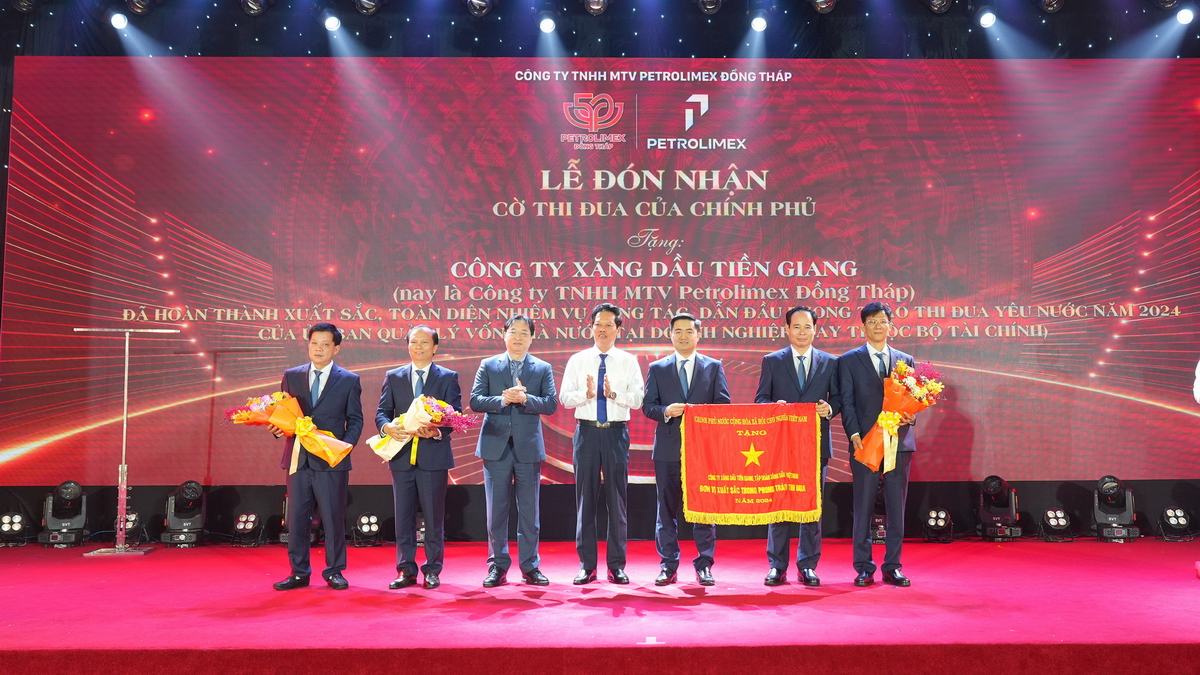 50 năm Petrolimex Đồng Tháp: Tiếp nối truyền thống - Vững bước tương lai