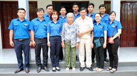 Đoàn viên thanh niên Petrolimex Tiền Giang tri ân các Bà Mẹ Việt Nam Anh hùng