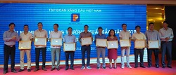Vinh danh 21 Cửa hàng trưởng xuất sắc khu vực miền Trung