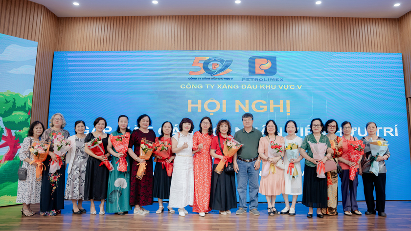 Ấm áp buổi họp mặt CBCNV hưu trí năm 2025