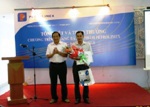 Petrolimex Đà Nẵng trao thưởng khách hàng may mắn của "Chương trình Quảng bá sản phẩm Petrolimex 2015"