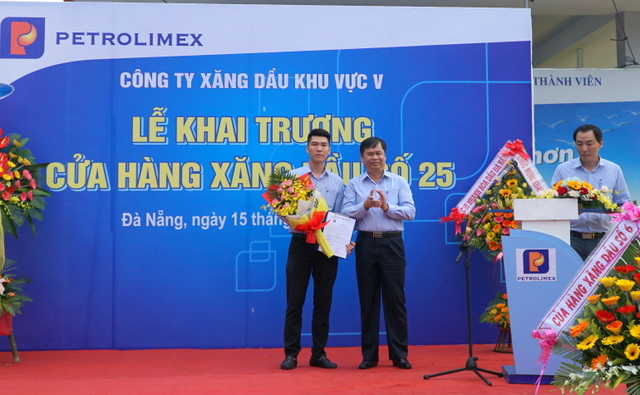 Khai trương Cửa hàng xăng dầu số 25