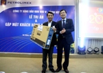 Tri ân khách hàng góp phần thành công năm 2015