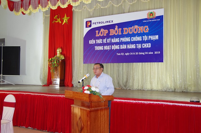 Bồi dưỡng kiến thức về kỹ năng phòng chống tội phạm trong hoạt động bán hàng tại CHXD