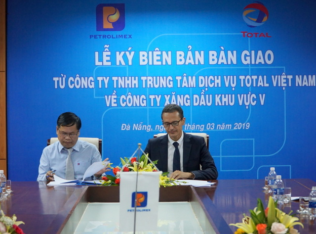 Nhận chuyển giao Công ty TNHH Trung tâm dịch vụ Total Việt Nam.