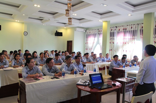 Chi nhánh xăng dầu Quảng Nam đào tạo “Nhận thức về Thực hành phương pháp 5S ”