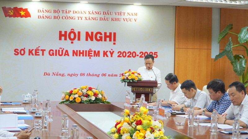 Tổ chức Hội nghị sơ kết công tác Đảng giữa nhiệm kỳ 2020-2023