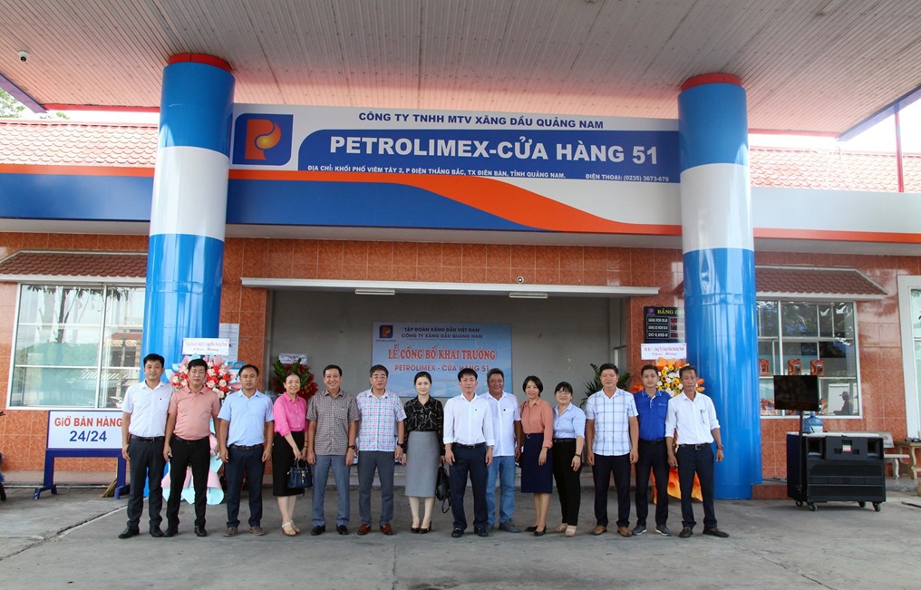 Khai trương bán hàng tại Petrolimex-Cửa hàng 51