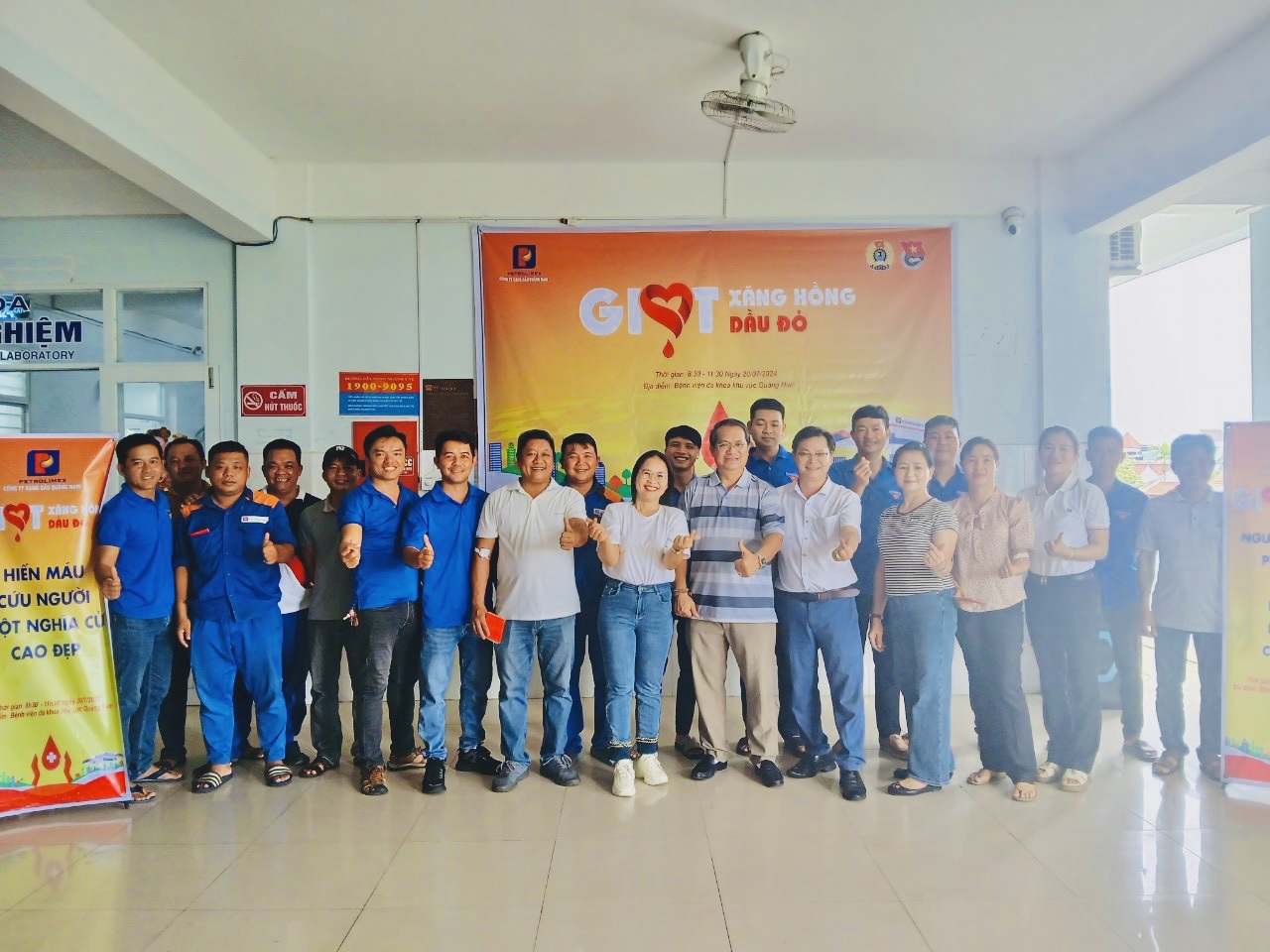Petrolimex Quảng Nam hưởng ứng chương trình "Giọt xăng hồng - Giọt dầu đỏ" năm 2024