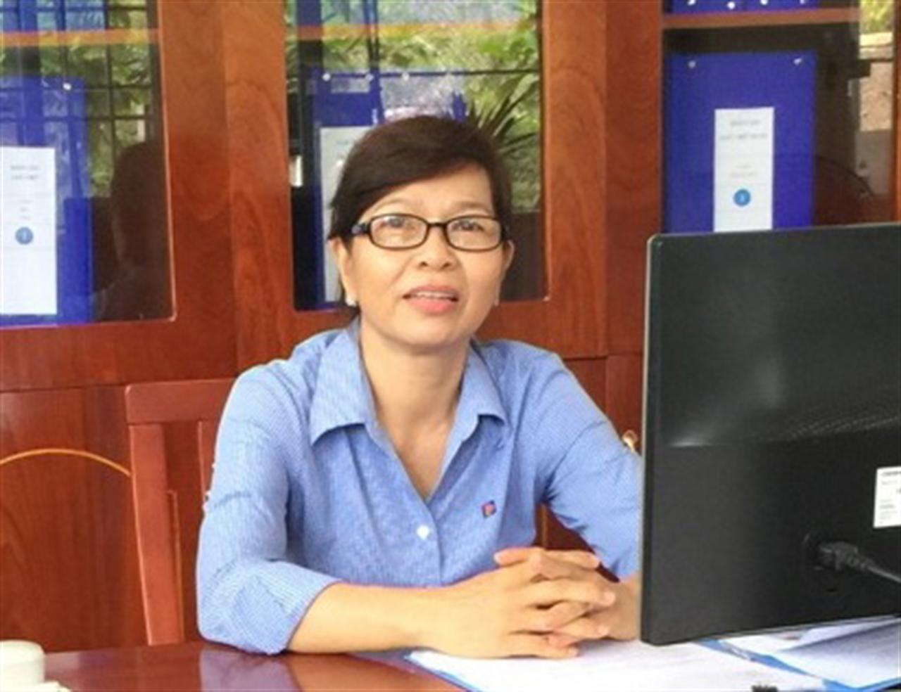 Cửa hàng trưởng CHXD Khu vực Thạnh Phú - rực rỡ một đóa hoa