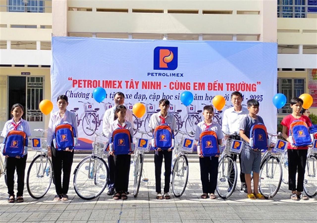Petrolimex Tây Ninh - Cùng em đến trường năm học 2024-2025