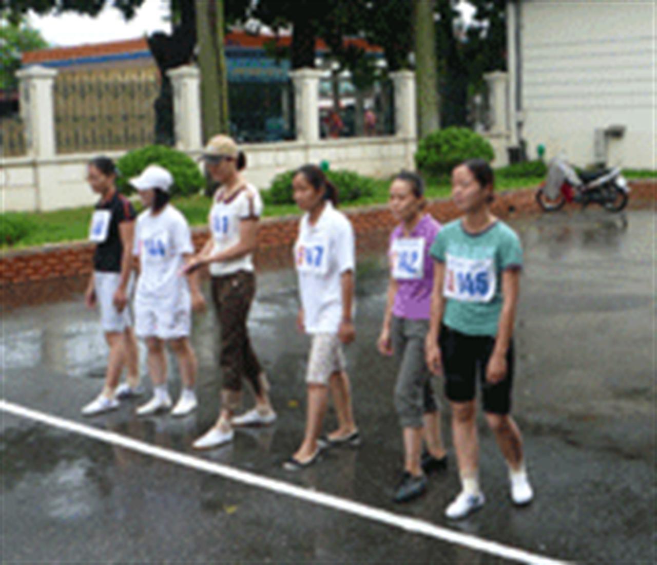 Cty Xăng dầu Khu vực I tổ chức giải chạy báo Hà Nội mới vì hòa bình lần thứ 36 – năm 2009.
