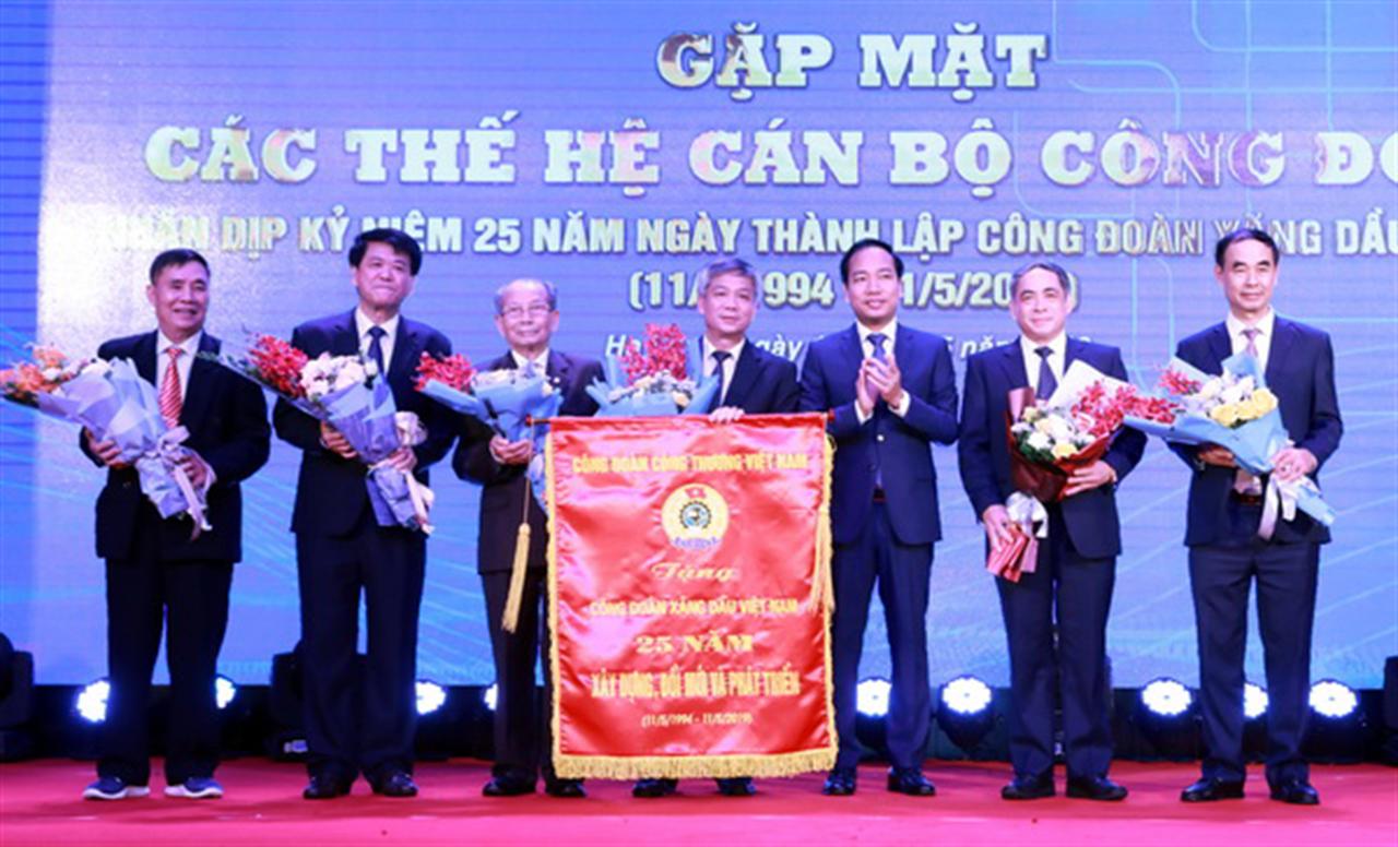 Điểm tựa vững chắc cho sự phát triển bền vững