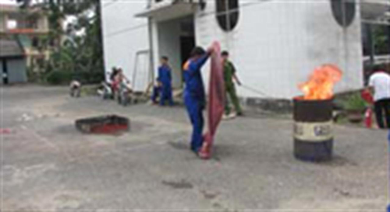 Tập huấn công tác PCCC năm 2012