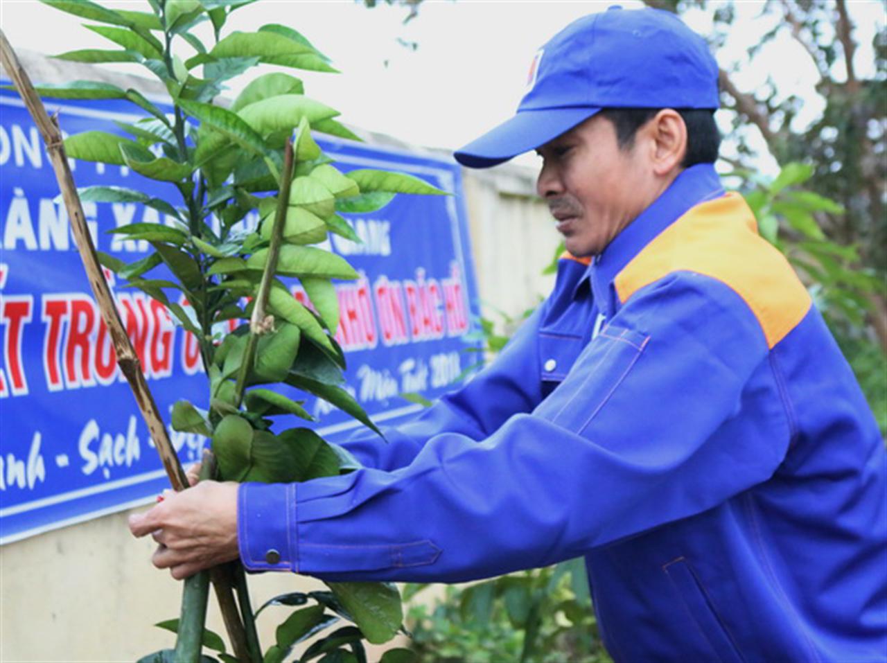 Tết trồng cây 2018 tại CHXD Lạng Giang