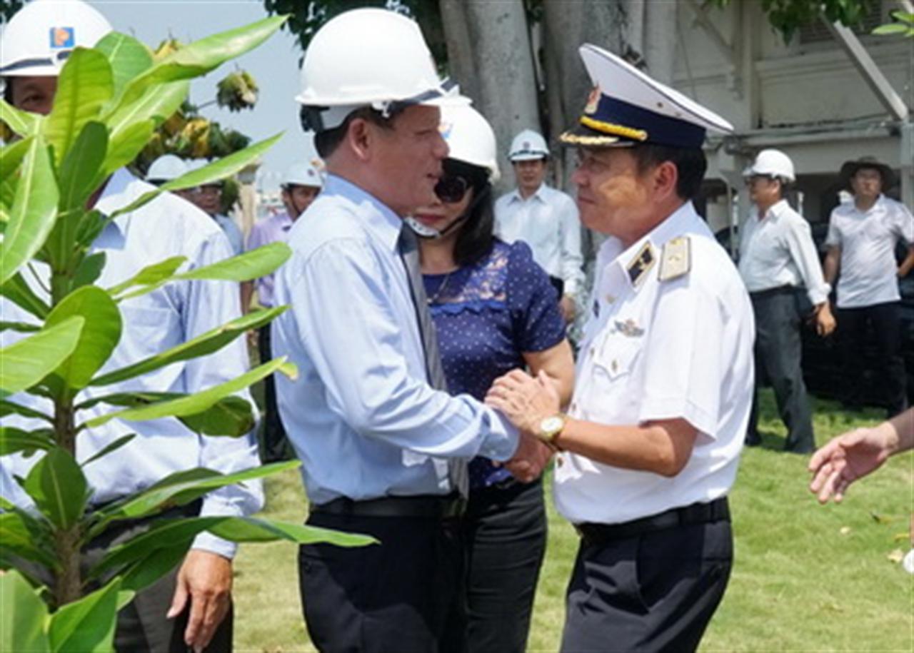 Thắm tình quân dân, thiêng liêng Tổ quốc
