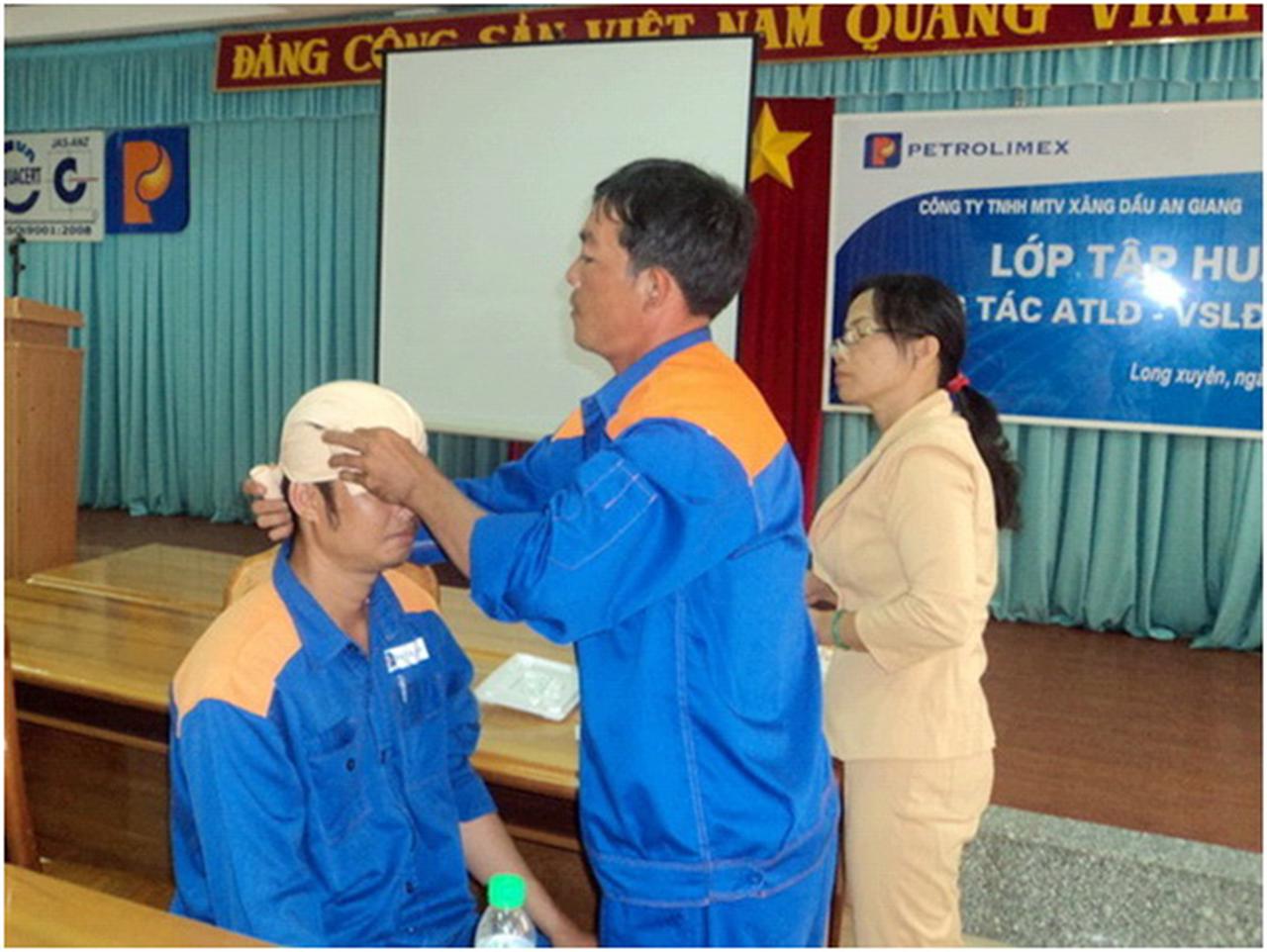 Hưởng tuần lễ quốc gia ATVSLĐ & PCCN năm 2013