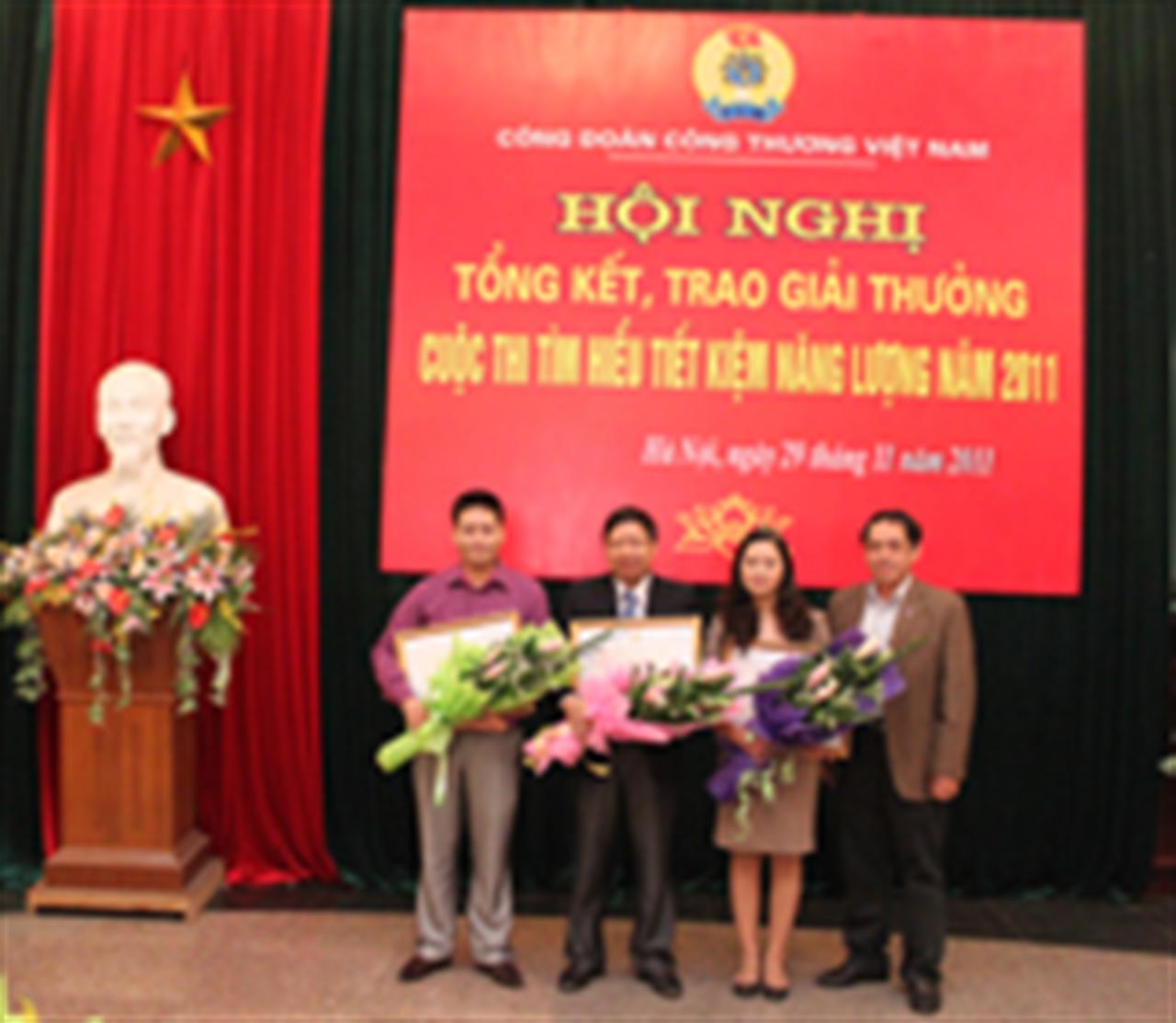 Tổng kết, trao thưởng “Cuộc thi tìm hiểu tiết kiệm năng lượng năm 2011”