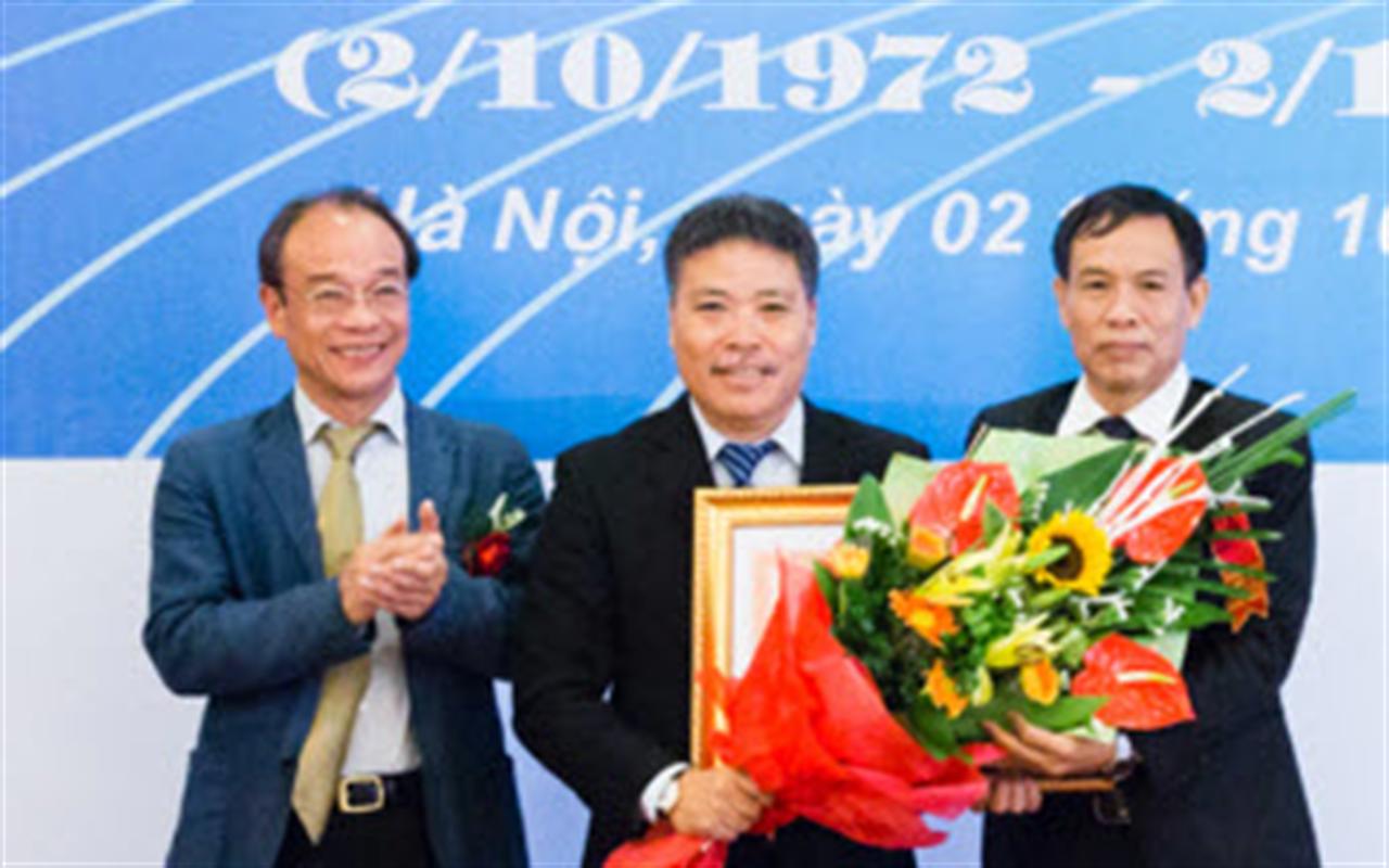 Pec vững tin bước vào tương lai
