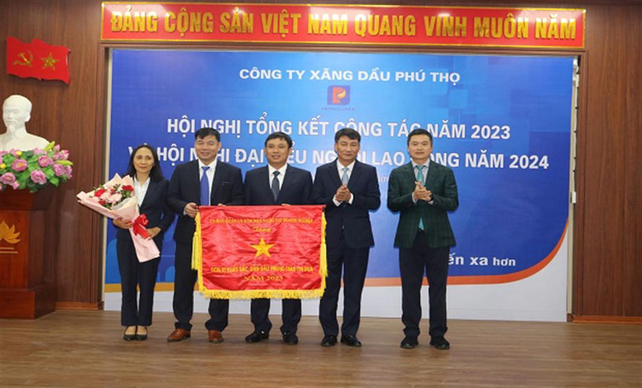 Công ty Xăng dầu Phú Thọ triển khai nhiệm vụ năm 2024