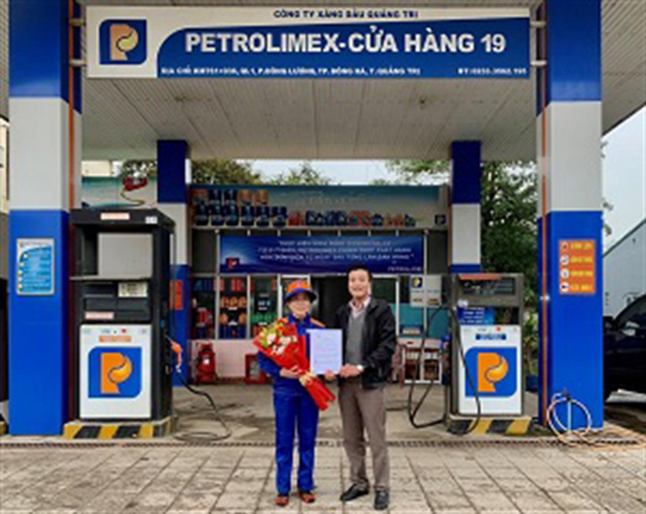 Liên tục khen thưởng tấm gương "Người tốt việc tốt"