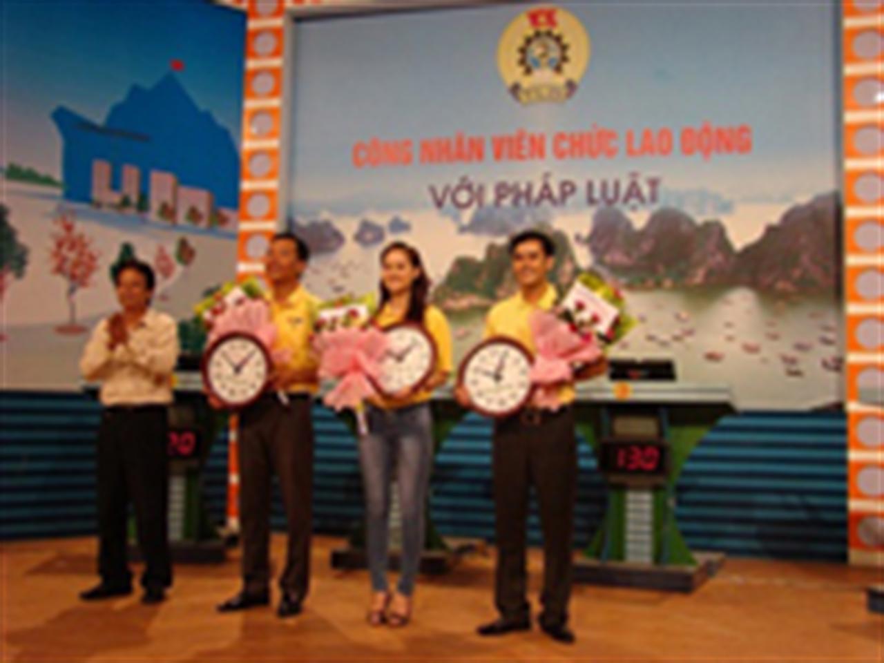 Tham gia sân chơi CNVC-LĐ với chính sách Pháp luật