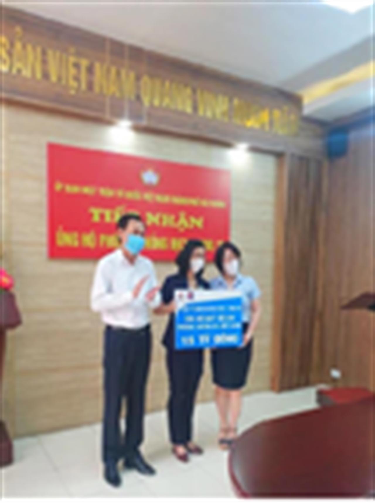 Petrolimex Hải Phòng đóng góp 1,5 tỷ đồng vào Quỹ vắc xin phòng COVID-19