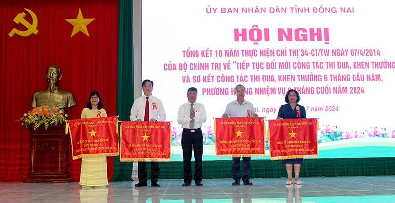 Petrolimex Đồng Nai vinh dự nhận Cờ thi đua của Ủy Ban Nhân Dân Tỉnh Đồng Nai