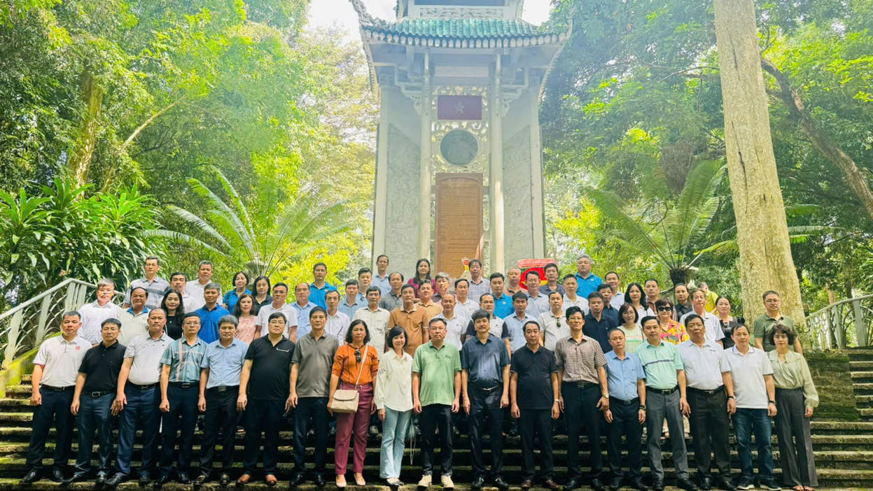 Công đoàn Petrolimex :  Chương trình hoạt động thực tế Về nguồn tại Chiến khu Đ Đồng Nai