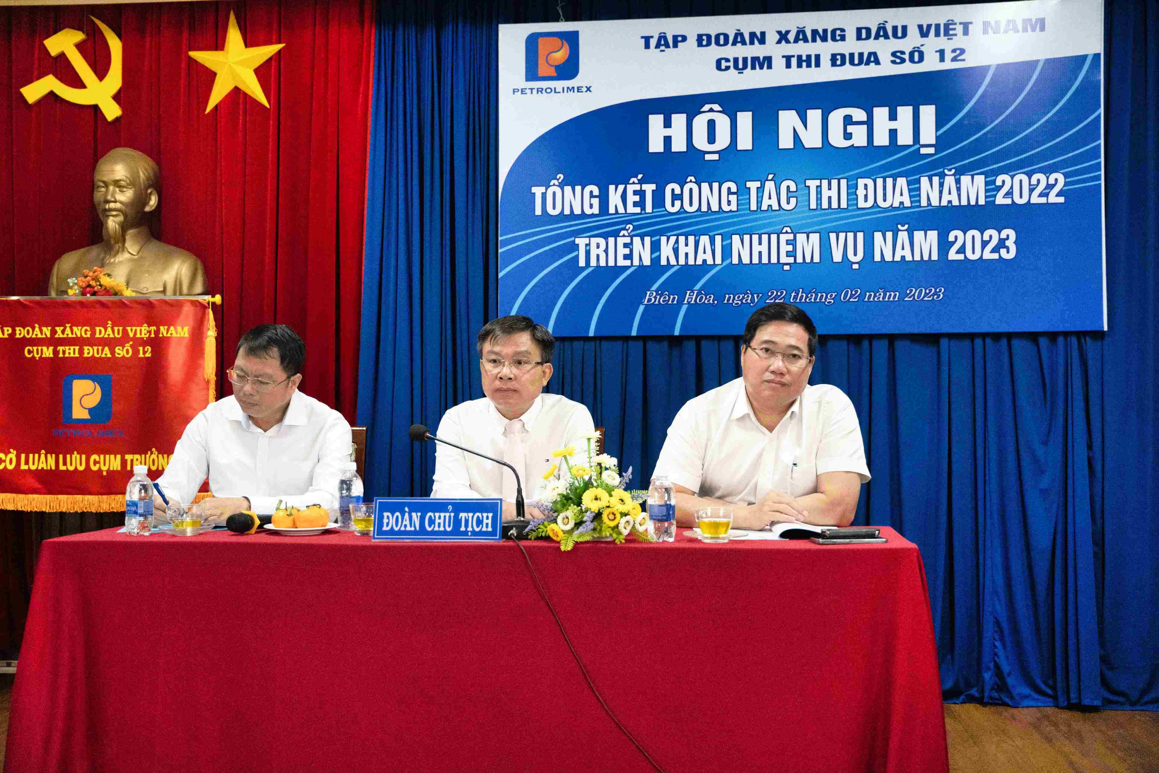 Tổng kết phong trào thi đua năm 2022; phát động và ký kết giao ước thi đua năm 2023