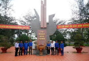 Tri ân gia đình chính sách, tưởng nhớ anh hùng liệt sĩ dịp 27/7
