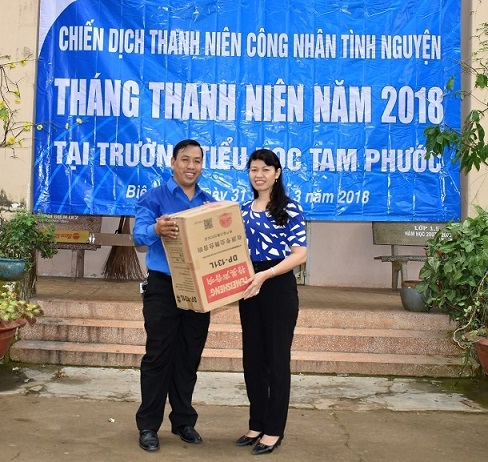 ĐTN xung kích trong kinh doanh & tình nguyện vì cộng đồng