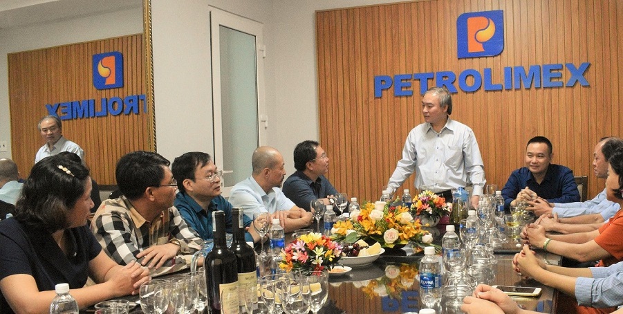 “Lạc quan, vượt qua các khó khăn, quyết tâm kinh doanh năm nay cao hơn năm trước”