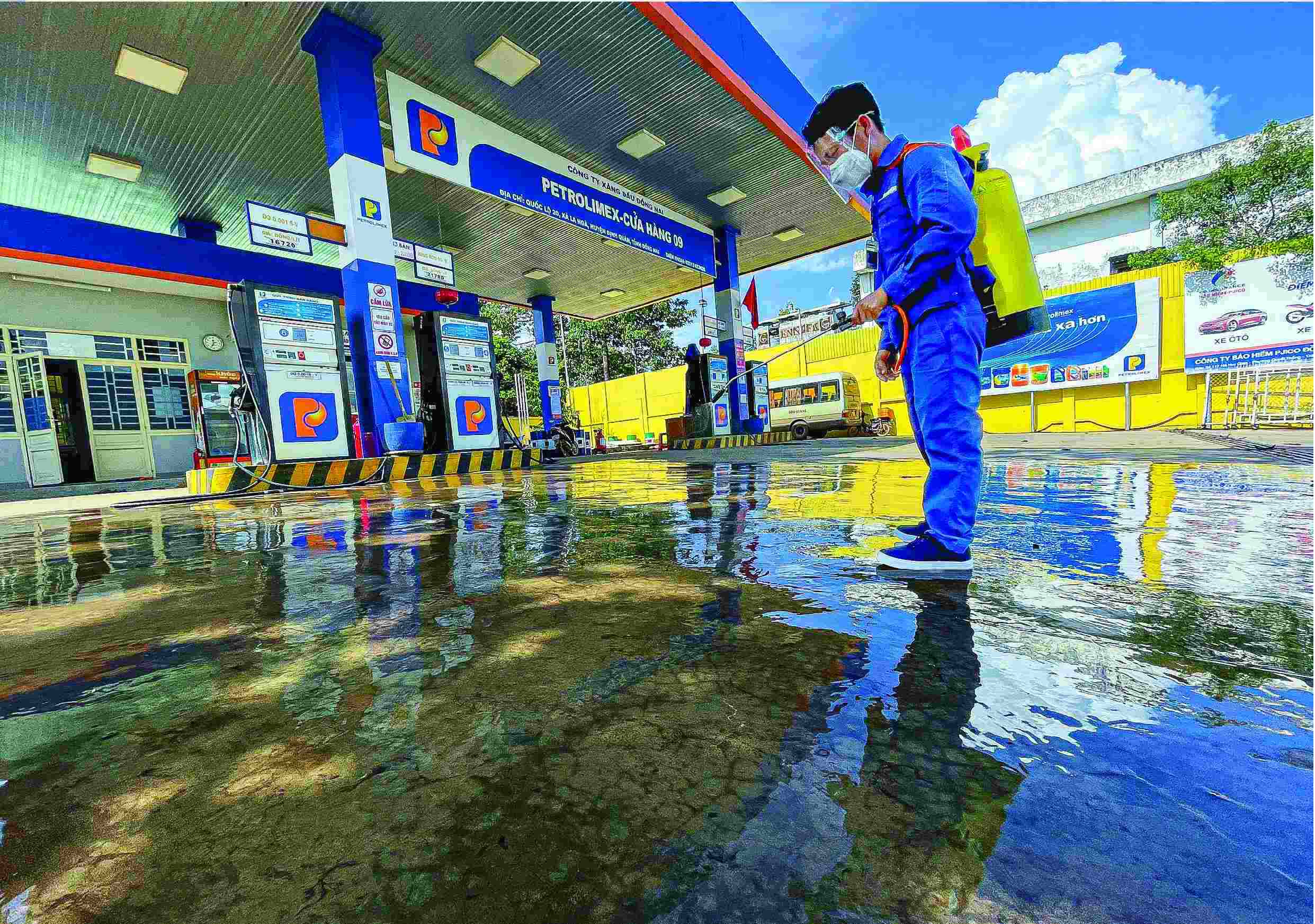 Petrolimex Đồng Nai tổng kết cuộc thi “Khoảnh khắc NLĐ chống dịch Covid-19 và kinh doanh”