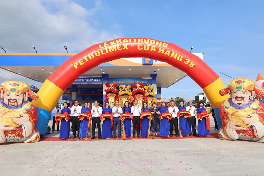 Petrolimex Quảng Ngãi khai trương Petrolimex-Cửa hàng 38