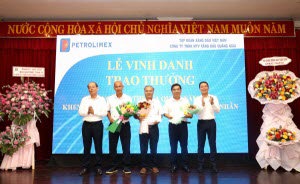 Petrolimex Quảng Ngãi tổ chức Hội nghị sơ kết công tác 6 tháng đầu năm 2024 và Kỷ niệm 23 năm ngày thành lập Công ty