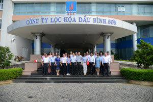 Tổng giám đốc Trần Văn Thịnh làm việc với Công ty Lọc hóa dầu Bình Sơn và thăm Nhà máy Lọc dầu Dung Quất