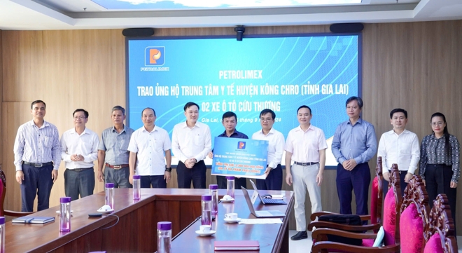Petrolimex tài trợ 02 Xe Cứu Thương Cho Huyện Kông Chro, Tỉnh Gia Lai