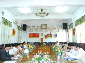 Kiểm điểm phê bình, tự phê bình theo NQTW 4 (Khóa XI)