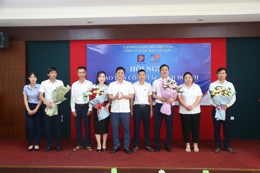 Hội nghị giao ban công tác kinh doanh quý I năm 2024