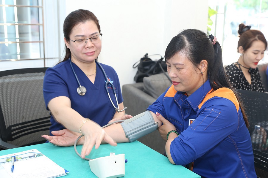 Công ty Xăng dầu Lai Châu tổ chức khám sức khỏe định kỳ năm 2025
