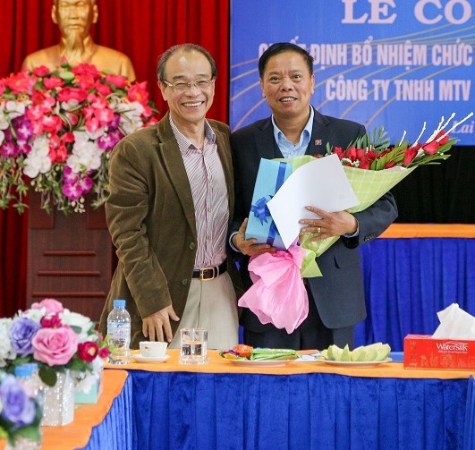 Mọi thứ rồi sẽ qua đi, chỉ có tình người là ở lại