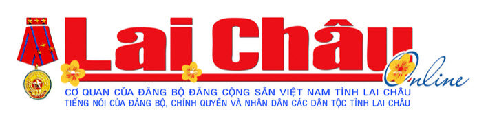 Sơ kết Chỉ thị 05-CT/TW và trao Huy hiệu 30 năm tuổi Đảng