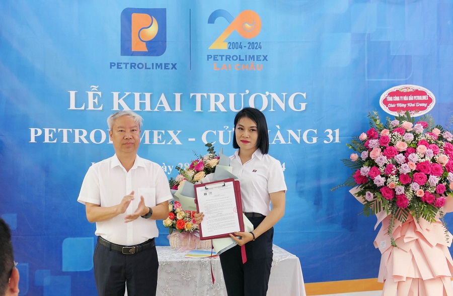 Khai trương Petrolimex – Cửa hàng 31 tại xã Mường Kim