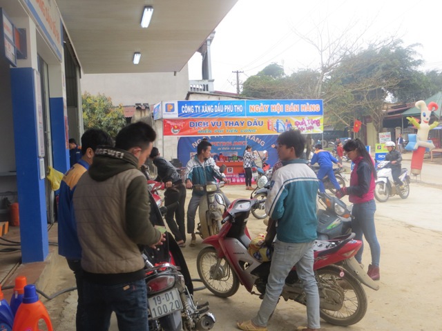 Tuổi trẻ Petrolimex Phú Thọ với "Ngày hội bán hàng"