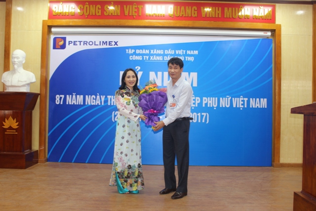 Mít tinh kỷ niệm 87 năm ngày thành lập hội Phụ nữ Việt Nam ( 20-10-1930.20-10-2017)