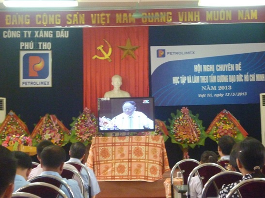Học tập để làm theo tấm gương đạo đức Hồ Chí Minh