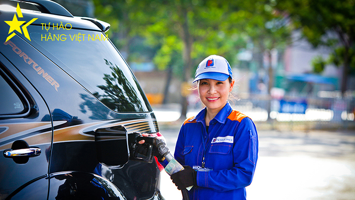 Tin vui mở hàng năm 2019: Xăng dầu giảm giá đúng phút giao thừa