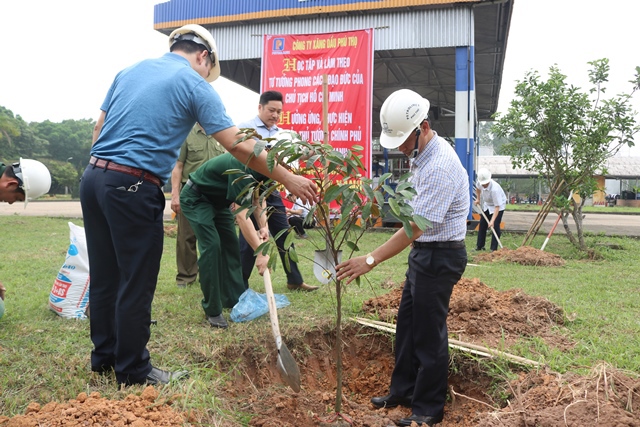 Lễ phát động trồng cây